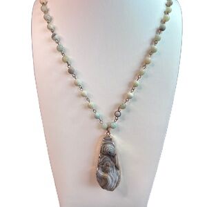 Long Agate Pendant Necklace